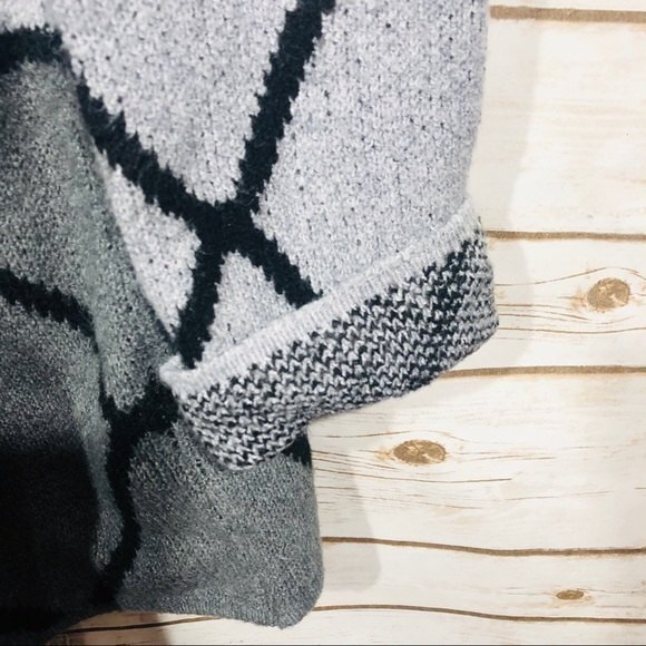 Joseph A Women’s long sleeve open cardigan sweater - Picture 3 of 6